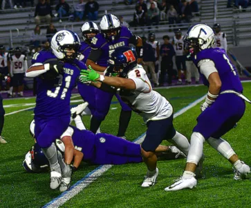 H.S. Football: Trojans sack Mifflin County in 17-7 win